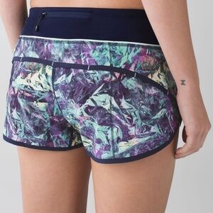 Lululemon Run: Speed Short 4 way stretch size 6